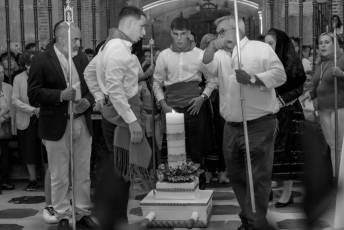 Fotogalería Ofrenda de los Cirios en Santa María La Real de Nieva 82 Ofrenda de los Cirios en Santa Maria la Real de Nieva