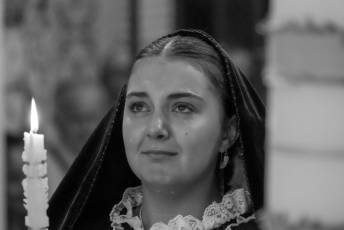 Fotogalería Ofrenda de los Cirios en Santa María La Real de Nieva 105 Ofrenda de los Cirios en Santa Maria la Real de Nieva