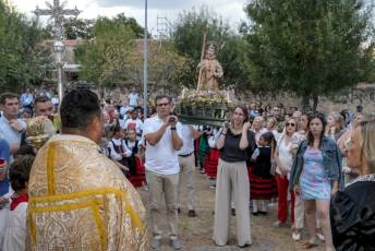 Fiestas en Honor a San Antolín en Navas de Riofrío 23 Procesión San Antolin en Navas de Riofrio