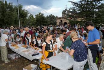 Fiestas en Honor a San Antolín en Navas de Riofrío 47 Procesión San Antolin en Navas de Riofrio