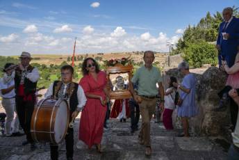 Fotogalería Procesión de las Reliquias en Caballar 42 Procesión de las Reliquias en Caballar