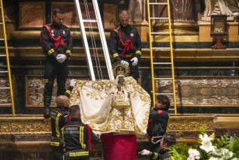 Fotogalería Subida Virgen de La Fuencisla a la Catedral de Segovia 23 Fotografía: Miguel Angel Fernández