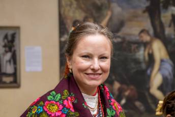 Fotogalería I Concentración Traje Regional en Martín Muñoz de las Posadas 124 Fotografía: Miguel Angel Fernández