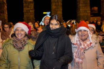 Fotogalería Paseo Navideño Residentes CAPDI Los Juncos y Alumnos UVA 100 Fotografía: Miguel Angel Fernández