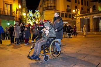 Fotogalería Paseo Navideño Residentes CAPDI Los Juncos y Alumnos UVA 38 Fotografía: Miguel Angel Fernández