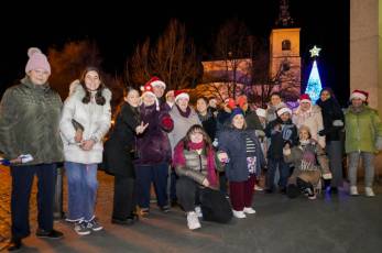 Fotogalería Paseo Navideño Residentes CAPDI Los Juncos y Alumnos UVA 84 Fotografía: Miguel Angel Fernández