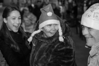 Fotogalería Paseo Navideño Residentes CAPDI Los Juncos y Alumnos UVA 96 Fotografía: Miguel Angel Fernández