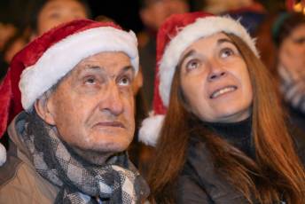 Fotogalería Paseo Navideño Residentes CAPDI Los Juncos y Alumnos UVA 40 Fotografía: Miguel Angel Fernández