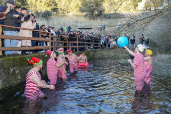 Fotogalería Chapuzón del Resfriado en San Rafael 50 Fotografía: Miguel Angel Fernández
