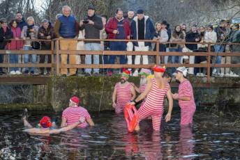 Fotogalería Chapuzón del Resfriado en San Rafael 10 Fotografía: Miguel Angel Fernández