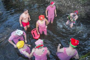 Fotogalería Chapuzón del Resfriado en San Rafael 25 Fotografía: Miguel Angel Fernández