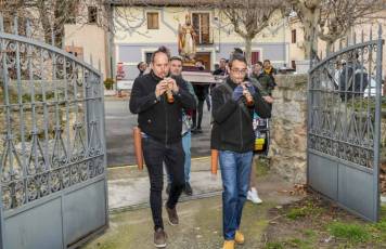 Fotogalería Misa y Procesión en honor a San Julián en Ortigosa del Monte 14 Fotografía: Miguel Angel Fernández
