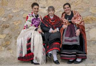 Fotogalería Baile de Gala y Cambio de Monteras en Zamarramala 42 Fotografía: Miguel Angel Fernández