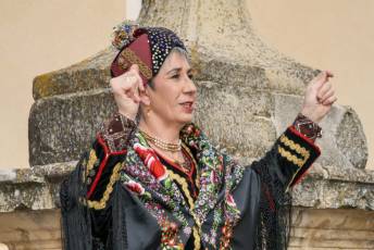 Fotogalería Baile de Gala y Cambio de Monteras en Zamarramala 19 Fotografía: Miguel Angel Fernández