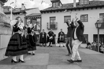 Fotogalería Baile de Gala y Cambio de Monteras en Zamarramala 49 Fotografía: Miguel Angel Fernández