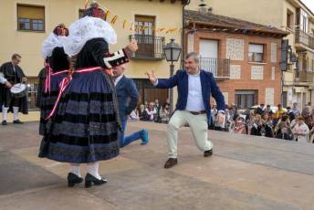 Fotogalería Baile de Gala y Cambio de Monteras en Zamarramala 56 Fotografía: Miguel Angel Fernández