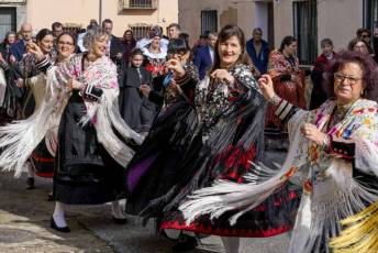 Fotogalería Baile de Gala y Cambio de Monteras en Zamarramala 6 Fotografía: Miguel Angel Fernández