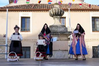 Fotogalería Fiestas en honor a Santa Águeda en Zamarramala 133 Fotografía: Miguel Angel Fernández