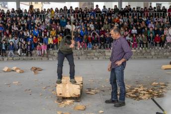 Fotogalería Colocación del Pino Gabarrero en El Espinar 10 Fotografía: Miguel Angel Fernández