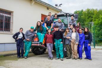 Fotogalería Escuela de Capacitación. Ganadería y Sanidad Animal 2025 2 Escuela de Captación Ganadería y Sanidad Animal 2025 - Héctor Criado