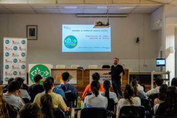 Fotogalería Escuela de Capacitación. Ganadería y Sanidad Animal 2025 39 Escuela de Captación Ganadería y Sanidad Animal 2025 - Héctor Criado