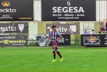 Fotogalería Gimnástica Segoviana Vs Nàstic de Tarragona 33 Gimnástica Segoviana vs Nàstic de Tarragona - Héctor Criado