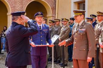 Fotogalería Acto por el Día de la Subdelegación de Defensa en Segovia 13 Día Subdelegación Defensa Segovia - Héctor Criado