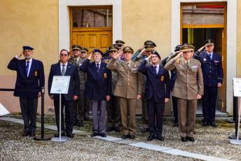 Fotogalería Acto por el Día de la Subdelegación de Defensa en Segovia 7 Día Subdelegación Defensa Segovia - Héctor Criado