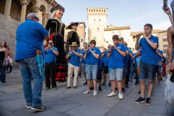Fotogalería Pregón de las Ferias y Fiestas de Segovia 2025 y Concentración de Peñas 38 Pregón Fiestas Segovia y Concentración de Peñas - Héctor Criado