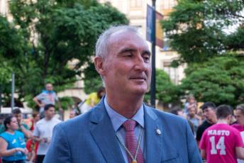 Fotogalería Pregón de las Ferias y Fiestas de Segovia 2025 y Concentración de Peñas 51 Pregón Fiestas Segovia y Concentración de Peñas - Héctor Criado