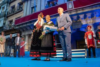 Fotogalería Pregón de las Ferias y Fiestas de Segovia 2025 y Concentración de Peñas 61 Pregón Fiestas Segovia y Concentración de Peñas - Héctor Criado