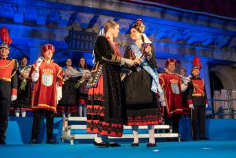 Fotogalería Pregón de las Ferias y Fiestas de Segovia 2025 y Concentración de Peñas 78 Pregón Fiestas Segovia y Concentración de Peñas - Héctor Criado