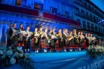 Fotogalería Pregón de las Ferias y Fiestas de Segovia 2025 y Concentración de Peñas 81 Pregón Fiestas Segovia y Concentración de Peñas - Héctor Criado