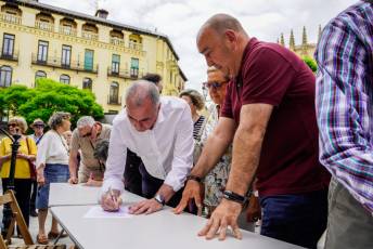 Fotogalería Protesta contra la reducción de paradas de tren en Segovia 27 Protesta por la reducción de paradas de tren - Héctor Criado