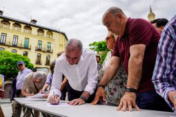 Fotogalería Protesta contra la reducción de paradas de tren en Segovia 28 Protesta por la reducción de paradas de tren - Héctor Criado