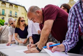 Fotogalería Protesta contra la reducción de paradas de tren en Segovia 29 Protesta por la reducción de paradas de tren - Héctor Criado