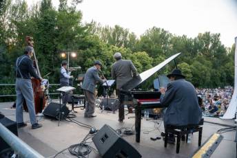 Fotogalería Concierto de La Original Cartoon Band, Festival 'Museg al natural' 14 Concierto de La Original Cartoon Band Museg al Natural - Héctor Criado