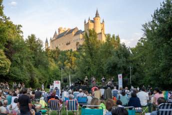 Fotogalería Concierto de La Original Cartoon Band, Festival 'Museg al natural' 17 Concierto de La Original Cartoon Band Museg al Natural - Héctor Criado