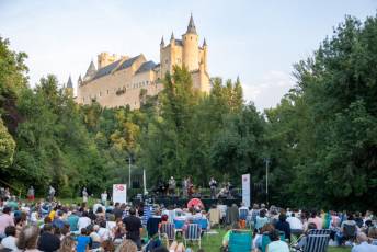 Fotogalería Concierto de La Original Cartoon Band, Festival 'Museg al natural' 18 Concierto de La Original Cartoon Band Museg al Natural - Héctor Criado