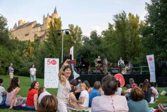 Fotogalería Concierto de La Original Cartoon Band, Festival 'Museg al natural' 28 Concierto de La Original Cartoon Band Museg al Natural - Héctor Criado