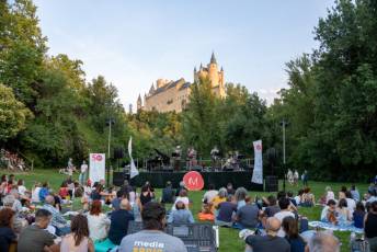 Fotogalería Concierto de La Original Cartoon Band, Festival 'Museg al natural' 30 Concierto de La Original Cartoon Band Museg al Natural - Héctor Criado