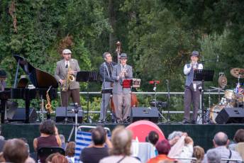 Fotogalería Concierto de La Original Cartoon Band, Festival 'Museg al natural' 6 Concierto de La Original Cartoon Band Museg al Natural - Héctor Criado