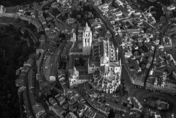Fotogalería Festival de Globos Aerostáticos de Segovia 36 Festival de Globos Aerostáticos de Segovia - Héctor Criado
