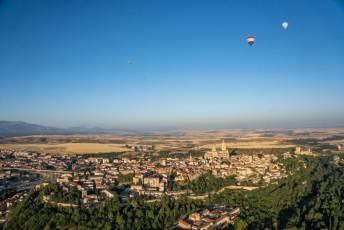 Fotogalería Festival de Globos Aerostáticos de Segovia 50 Festival de Globos Aerostáticos de Segovia - Héctor Criado