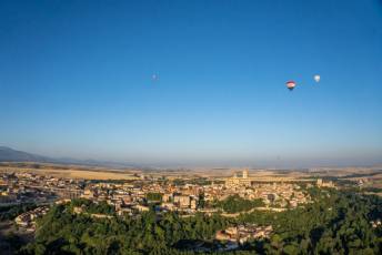 Fotogalería Festival de Globos Aerostáticos de Segovia 51 Festival de Globos Aerostáticos de Segovia - Héctor Criado