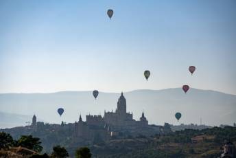 Fotogalería Festival de Globos Aerostáticos de Segovia 84 Festival de Globos Aerostáticos de Segovia - Héctor Criado