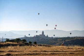 Fotogalería Festival de Globos Aerostáticos de Segovia 85 Festival de Globos Aerostáticos de Segovia - Héctor Criado