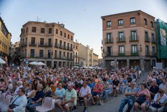 Fotogalería Inauguración del Festival MUSEG 2025 con La Carroza Real 3 Inauguración del Museg en el Azoguejo - Héctor Criado