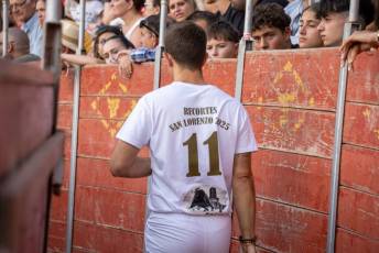 Fotogalería Concurso de recortes, saltos y quiebros en la plaza de toros de San Lorenzo 24 Concurso Recortes Saltos y Quiebros San Lorenzo - Héctor Criado
