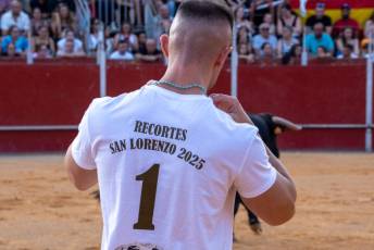 Fotogalería Concurso de recortes, saltos y quiebros en la plaza de toros de San Lorenzo 28 Concurso Recortes Saltos y Quiebros San Lorenzo - Héctor Criado
